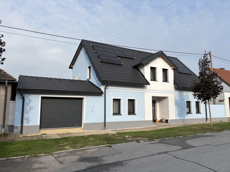 Satteldach mit Sattelgaupe